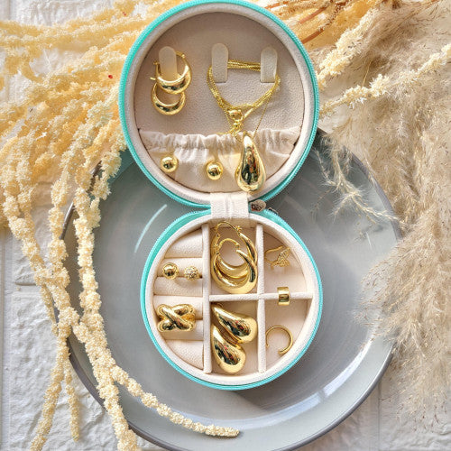 JOYERO + 11  JOYAS BAÑADA EN ORO 18K